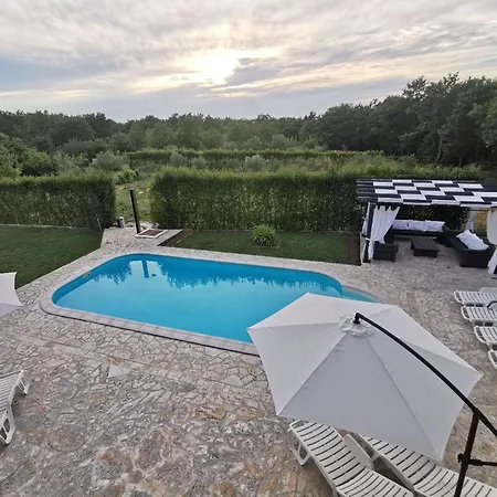 فيلة Paradiso Zadarvillas *