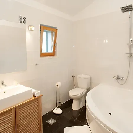 Paradiso Zadarvillas فيلة *